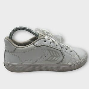Cariuma Salvas White Leather Sneaker Women’s Size 8 New Laces Good Condition!!